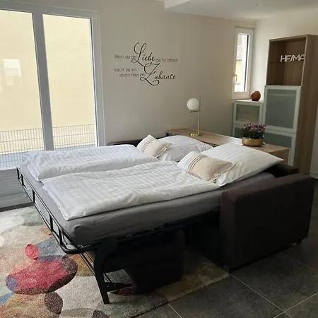 Apartment Wurzelecht *